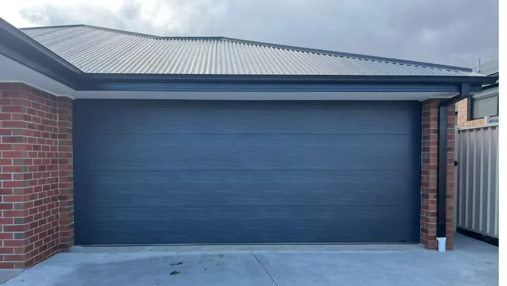 Секционные гаражные ворота с электроприводом - изображение 14