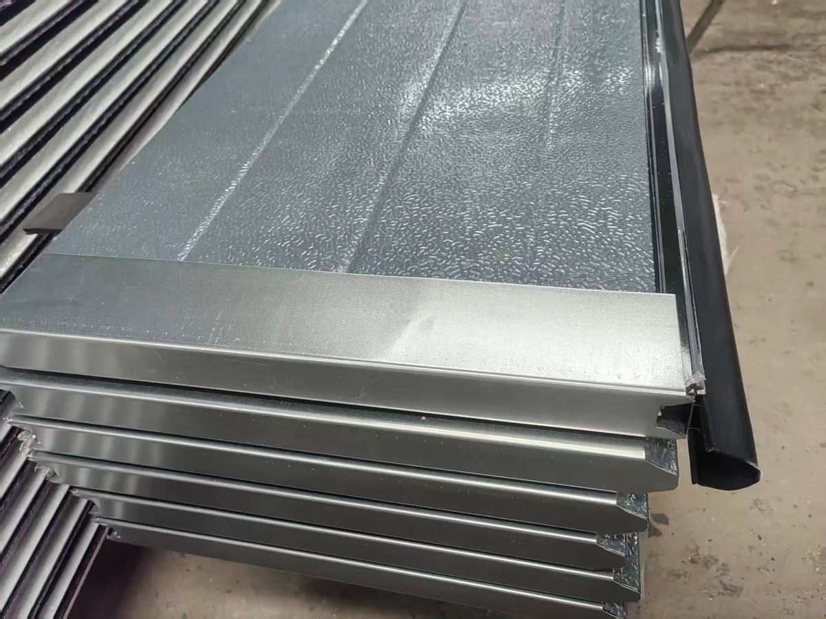 Секционные гаражные ворота с электроприводом - изображение 8